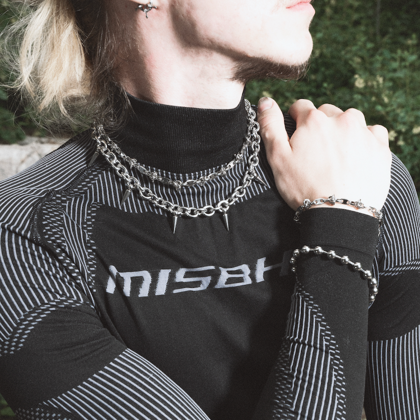 Cold Bite Necklace
