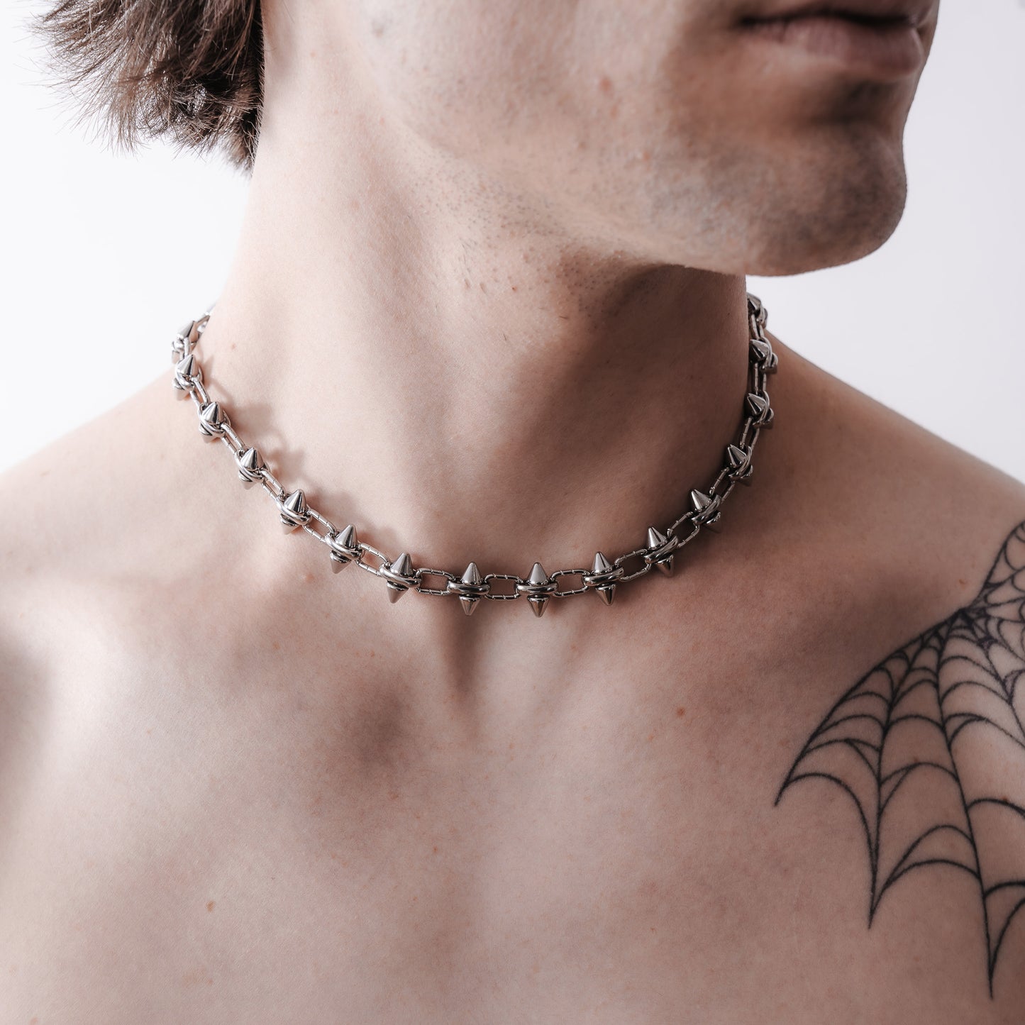 Thorn Halo Necklace
