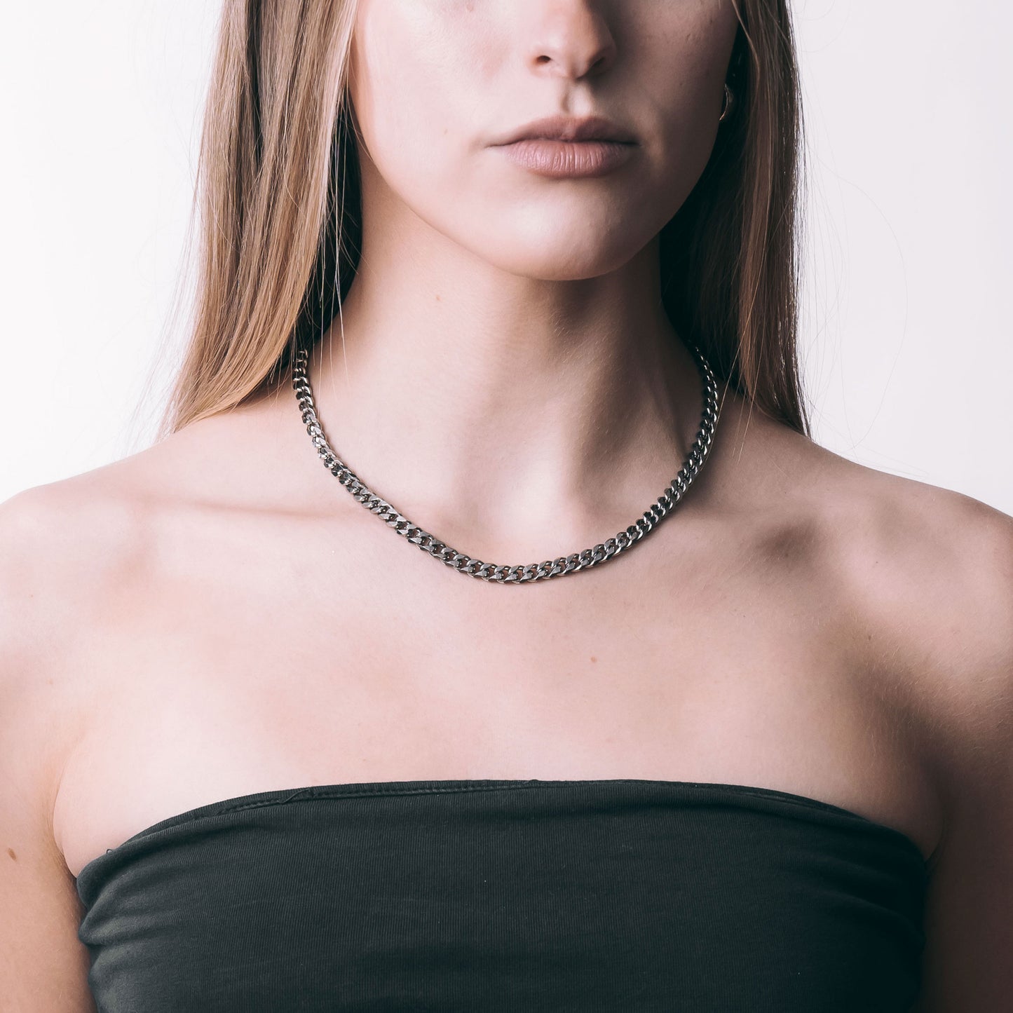 Cut Curb Necklace